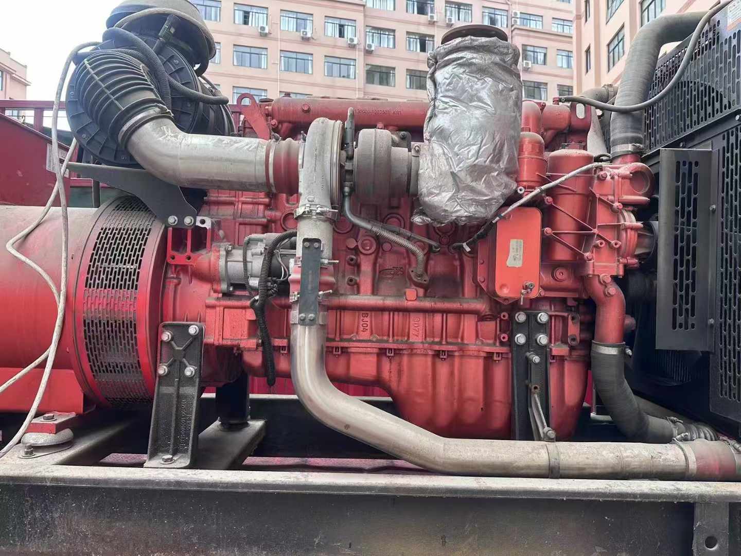 坡头镇如何选择适合 600kW 柴油发电机组的过载保护器？